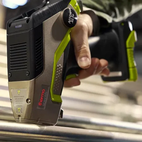 Niton XL5e El Tipi XRF Analiz Cihazı - Repamet Teknik Servis Güvencesi ve 2 Yıl Garanti