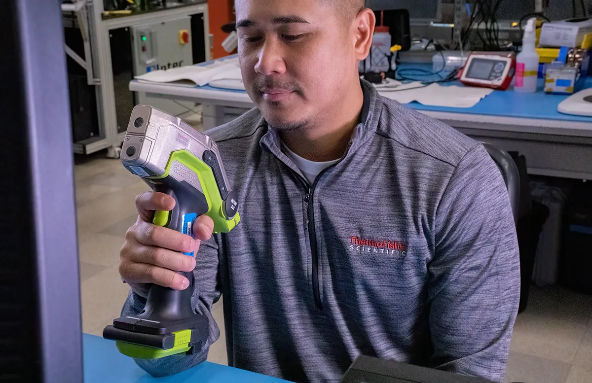 Niton XL5 Plus XRF Analiz Cihazı – Repamet Teknik Servis