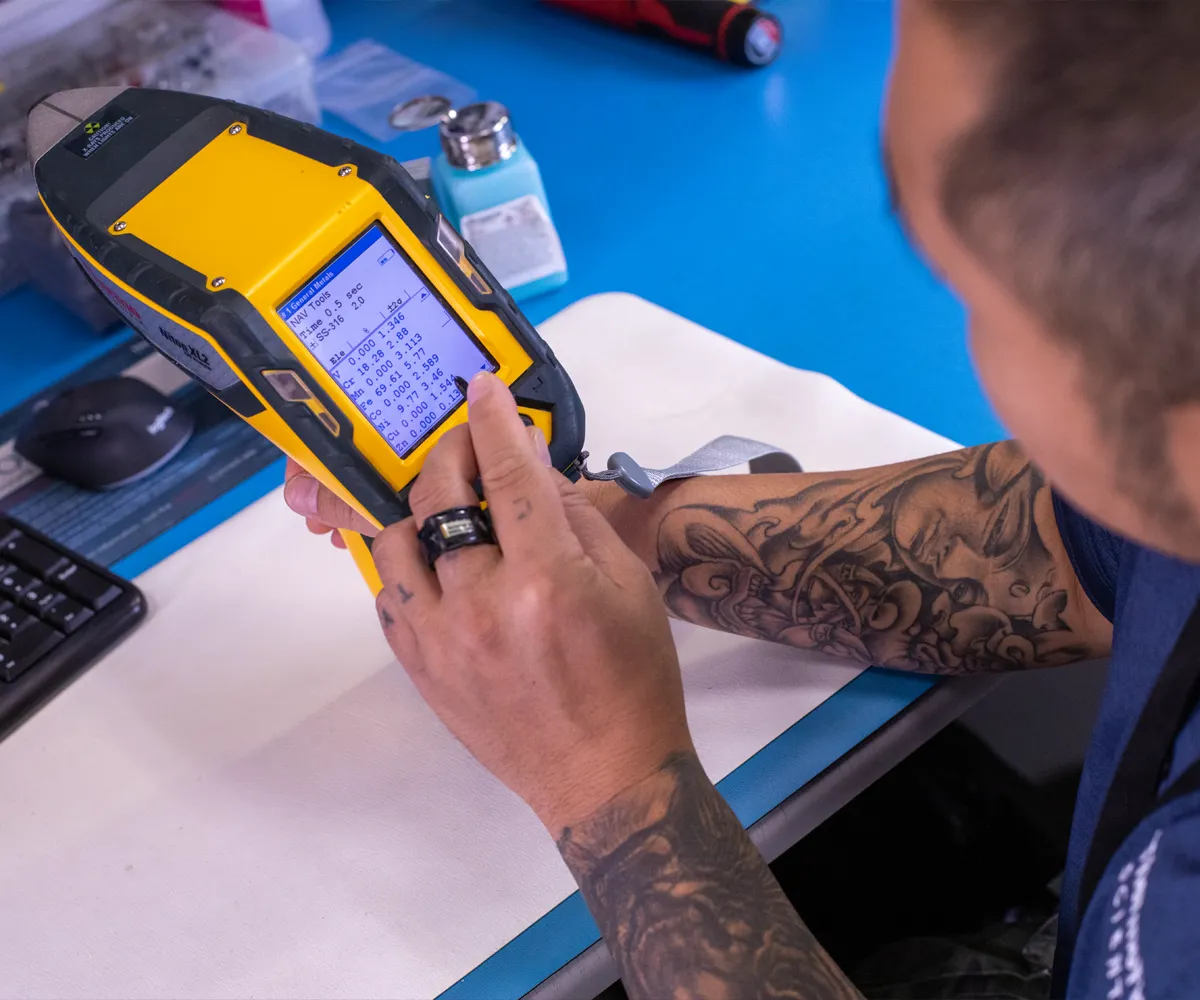 Niton XL2 Plus XRF Analiz Cihazı – Repamet Teknik Servis